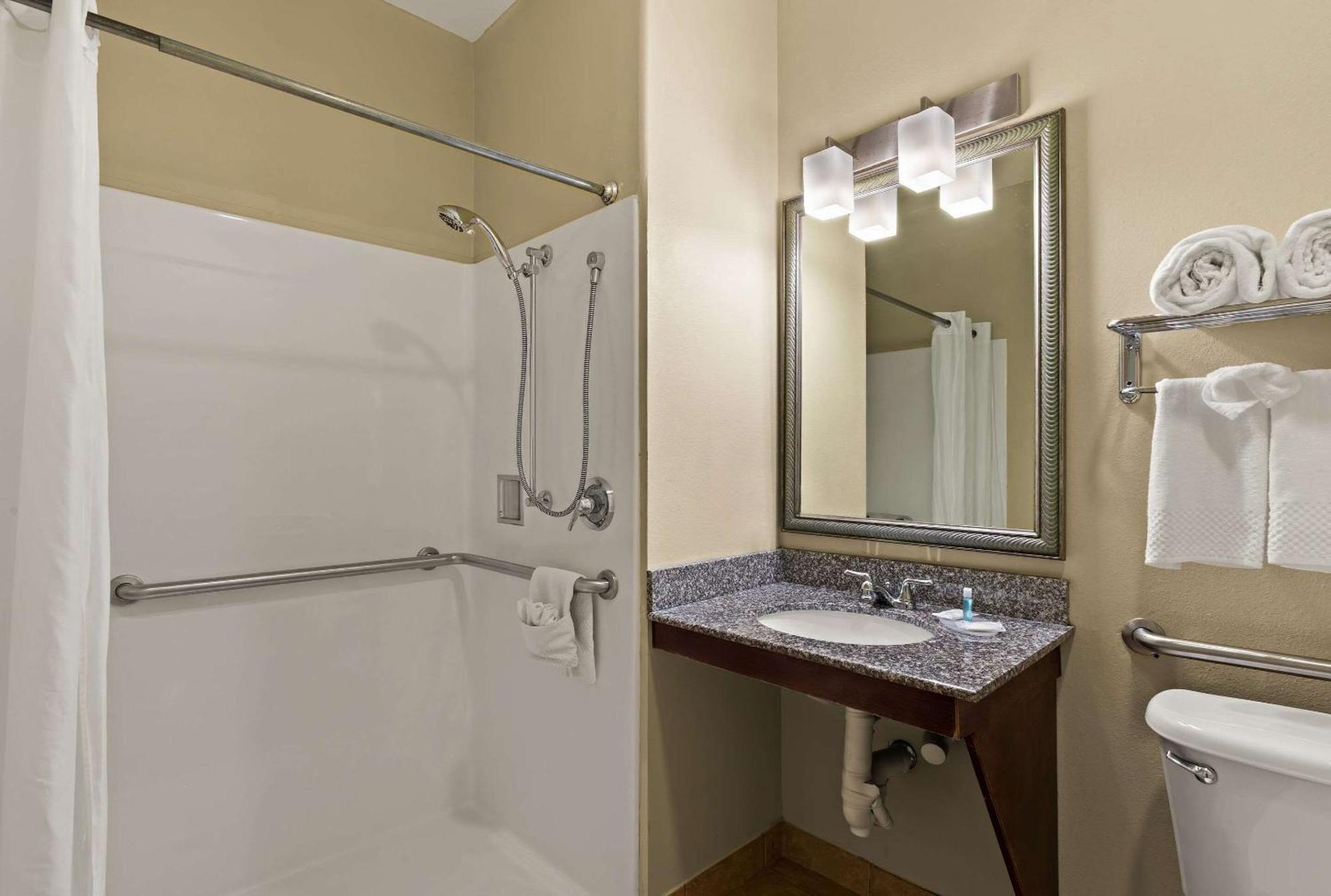 Mainstay Suites Houma Exterior foto